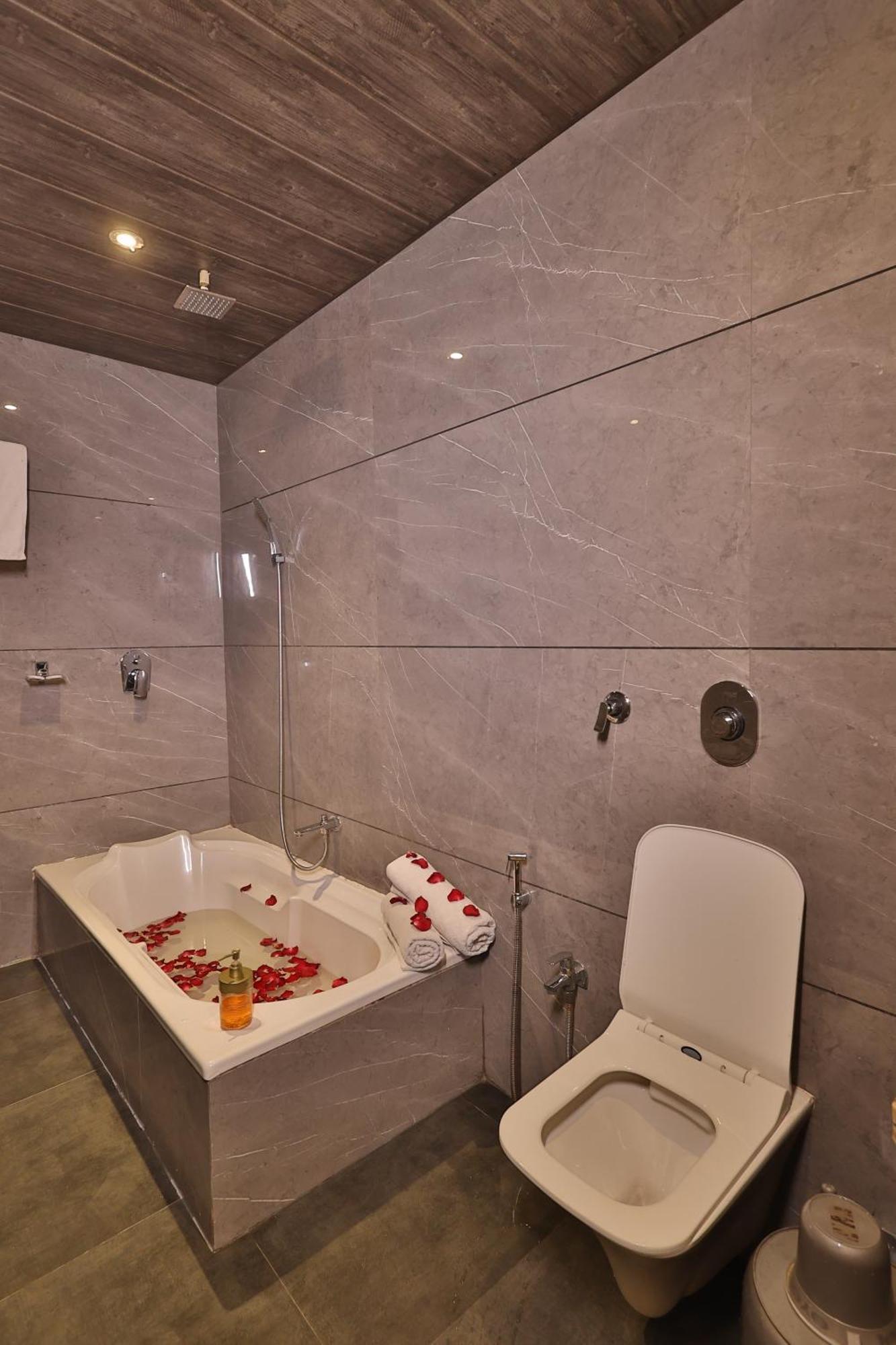 Hotel Stay Inn Наві-Мумбаї Екстер'єр фото