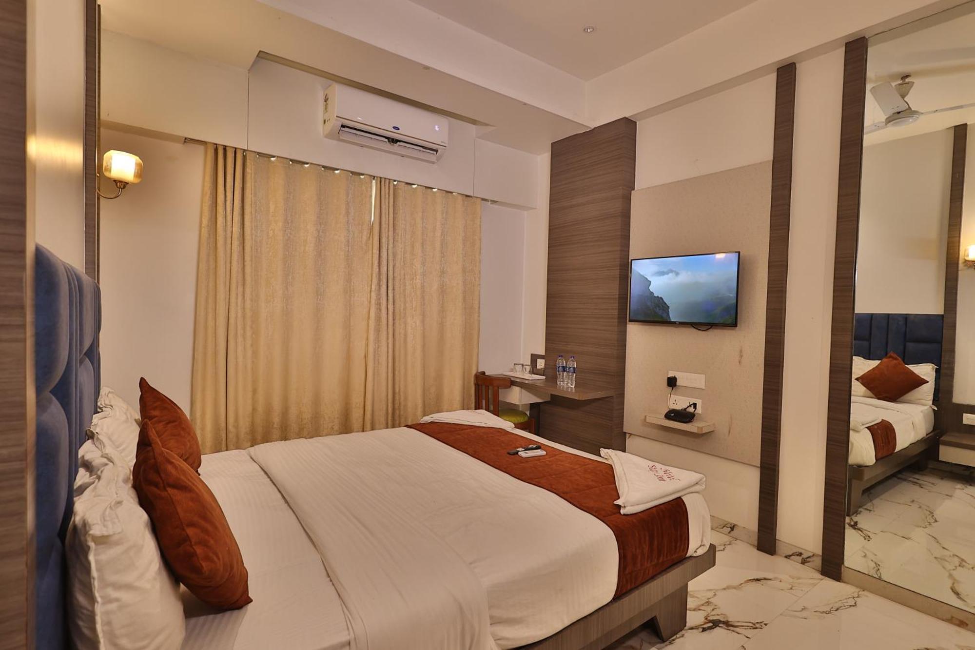 Hotel Stay Inn Наві-Мумбаї Екстер'єр фото