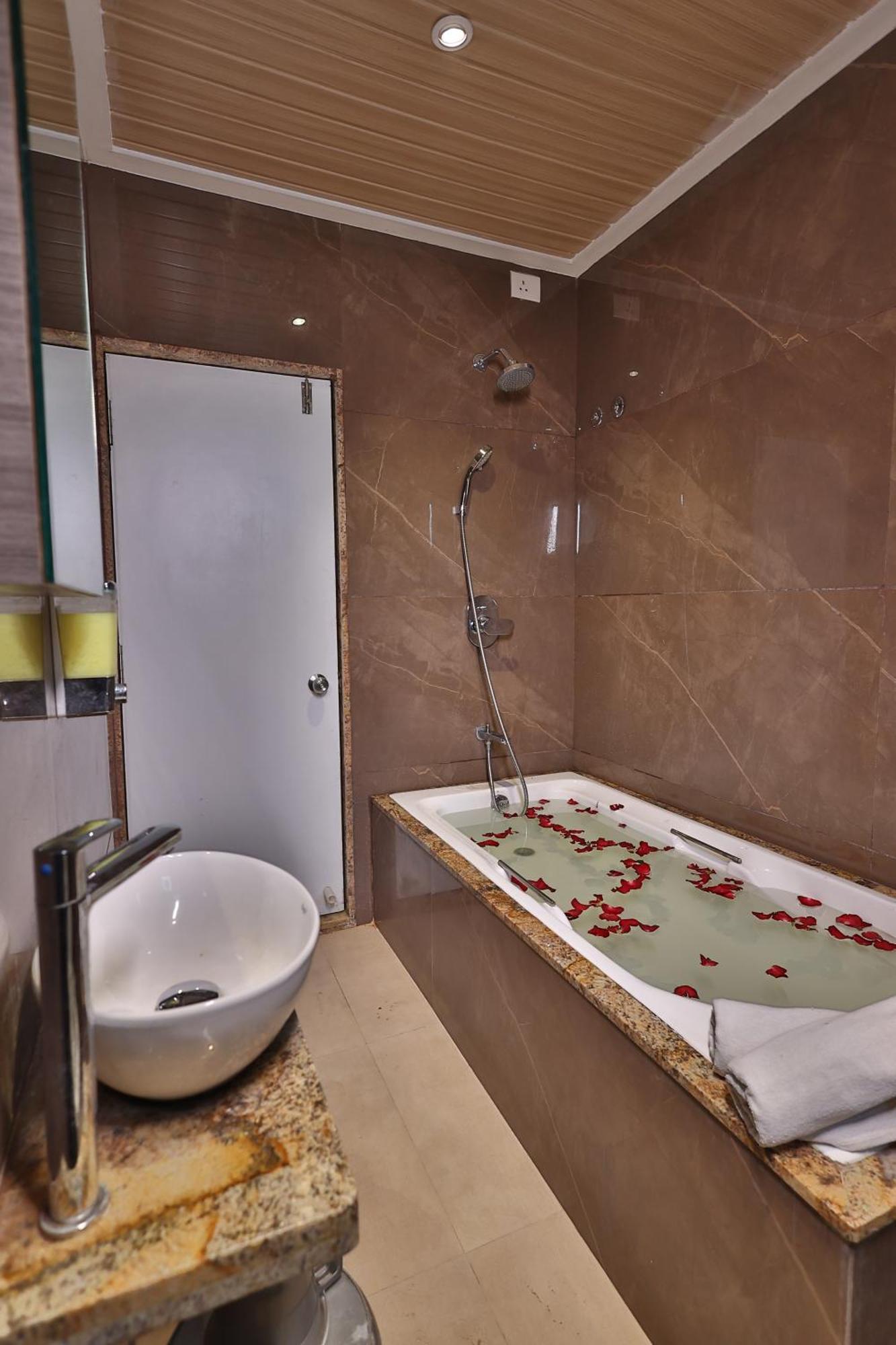 Hotel Stay Inn Наві-Мумбаї Екстер'єр фото